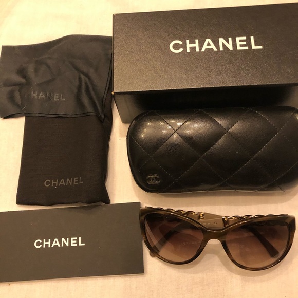 Chanel Prestige Cat Eye sunglasses main image 9